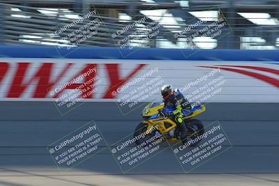 media/Nov-26-2022-Fastrack Riders (Sat) [[b001e85eef]]/Level 2/Session 1 Front Straight/